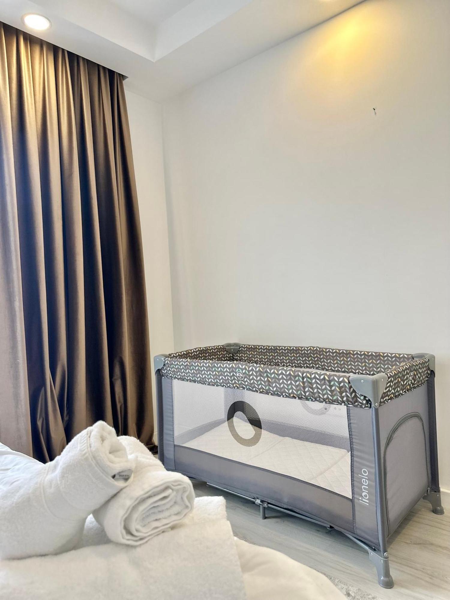 3 Rooms A502 Stayinn By Cosmopolis Bucarest Extérieur photo